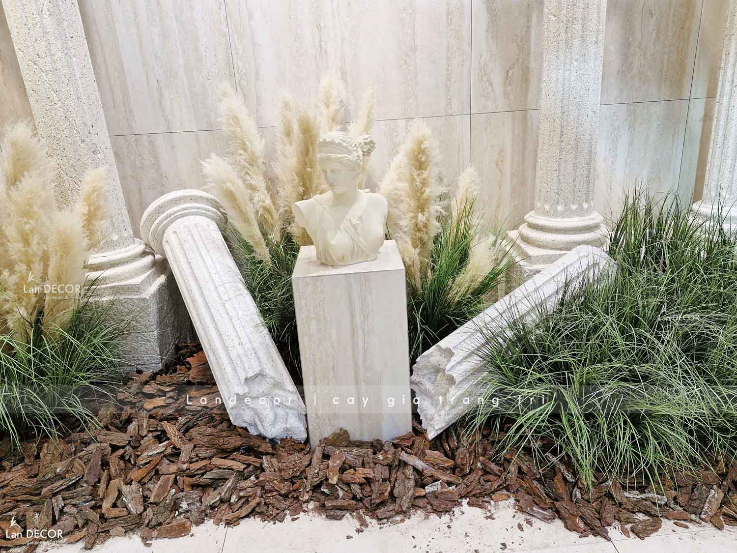 Thi Công Tiểu Cảnh Triển Lãm, Decor Concept Lau Khô Độc Đáo