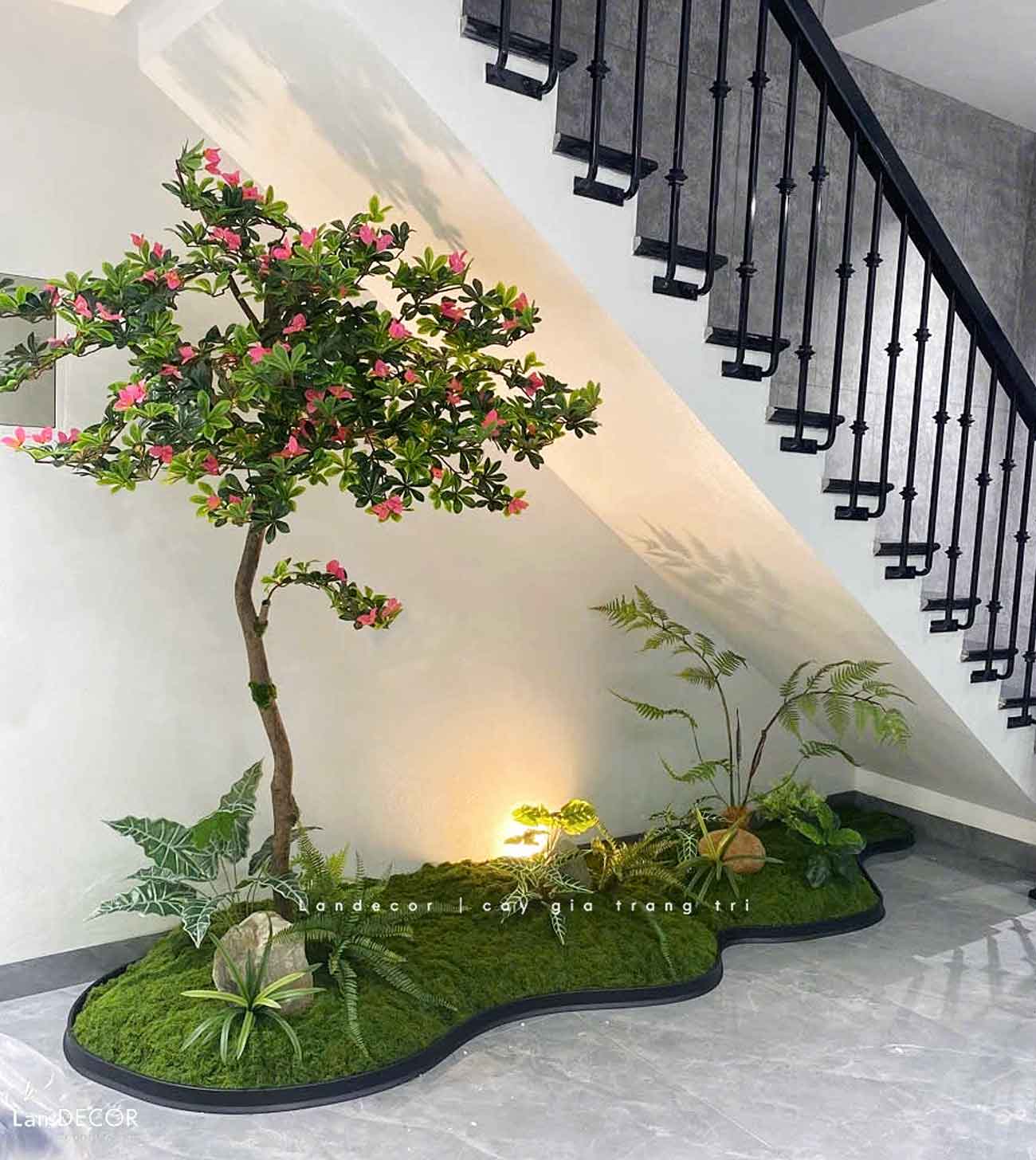 Thi Công Bồn Cây Giả - Công Trình Tiểu Cảnh Cây Đỗ Quyên Thiết Kế Không Gian Căn Hộ