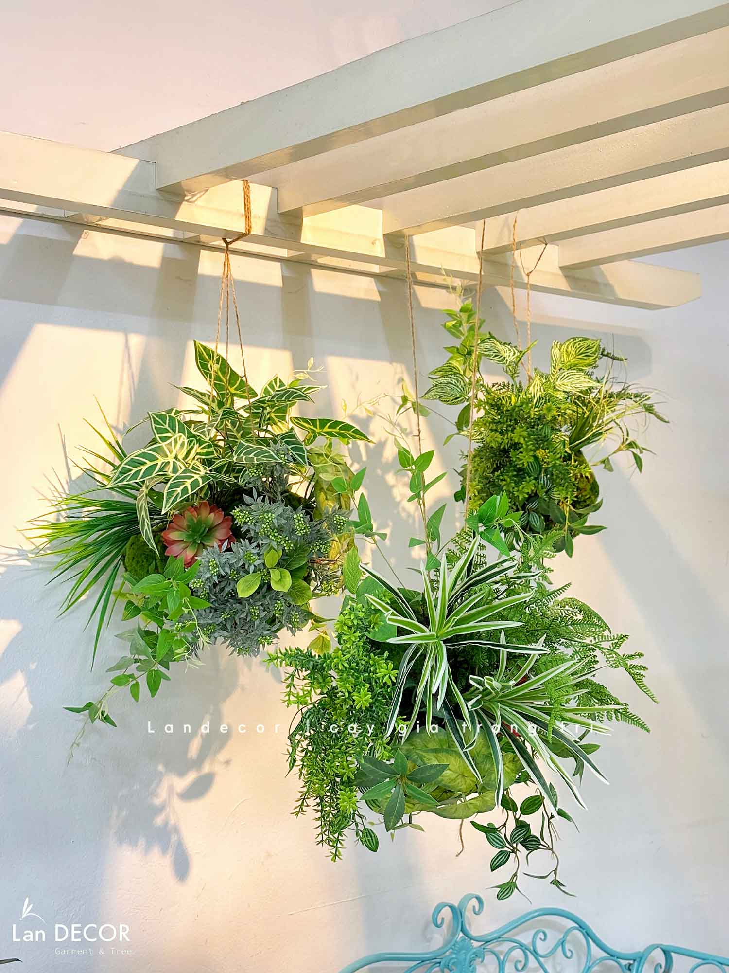 Quả Cầu Rêu Giả Trang Trí Không Gian Sống Xanh Mát (45x40x40cm)- CC1295