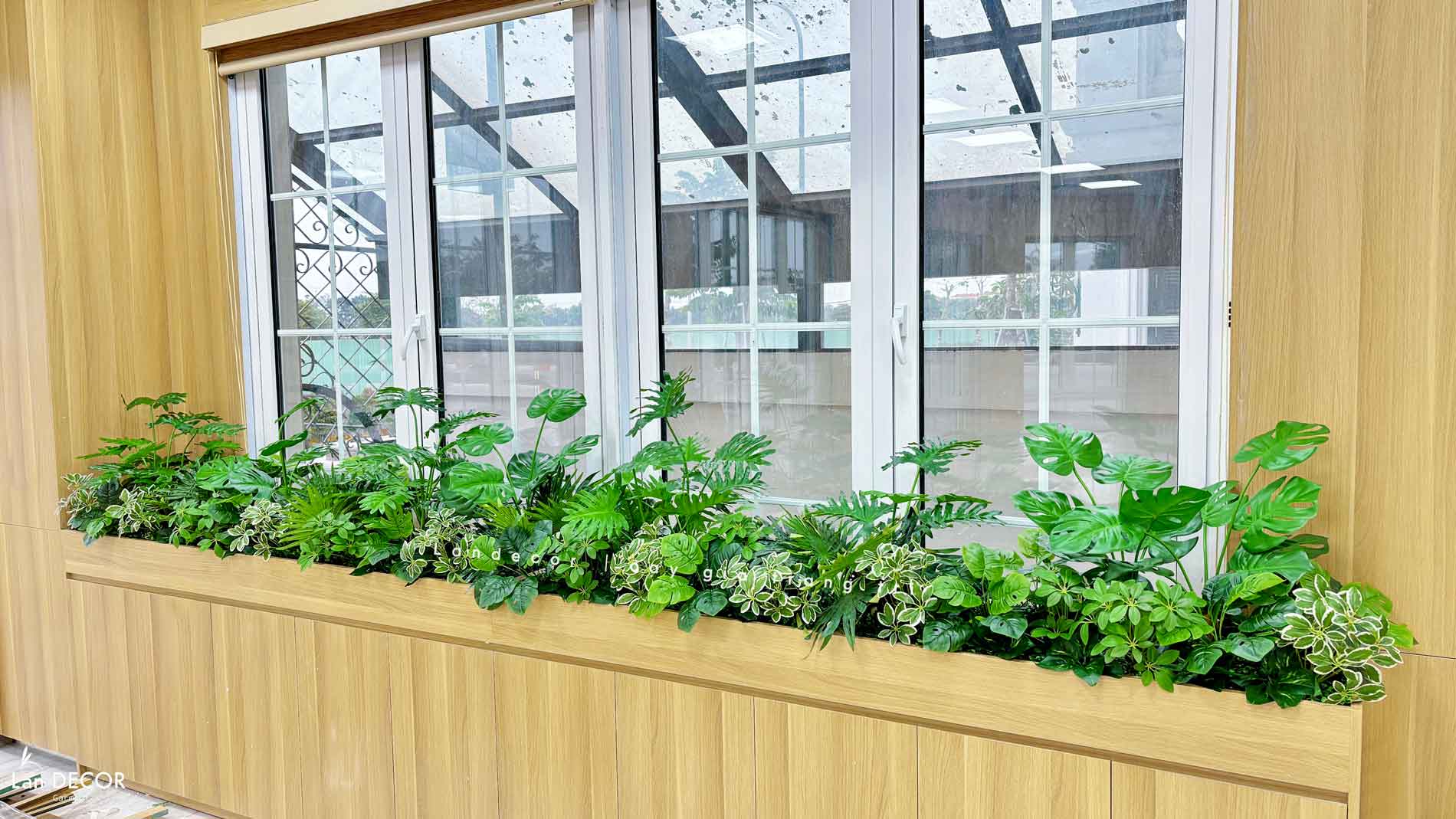 Thiết Kế, Thi Công Tường Cây Giả, Tường Rêu Giả, Bồn Cây Tiểu Cảnh Văn Phòng Tây Tựu