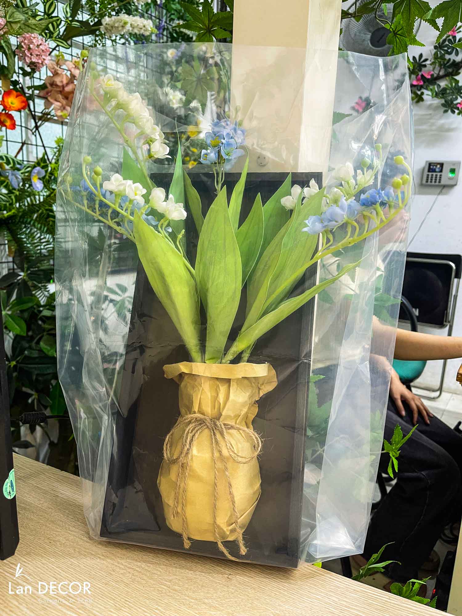 Tranh hoa treo tường phong cách hiện đại- KTH031 (20x40cm)