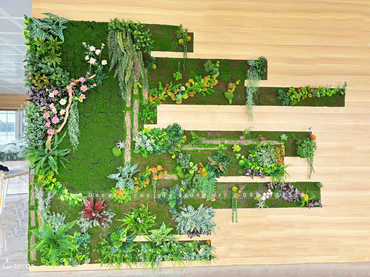 Thiết Kế, Thi Công Tường Cây Giả, Tường Rêu Giả, Bồn Cây Tiểu Cảnh Văn Phòng Tây Tựu