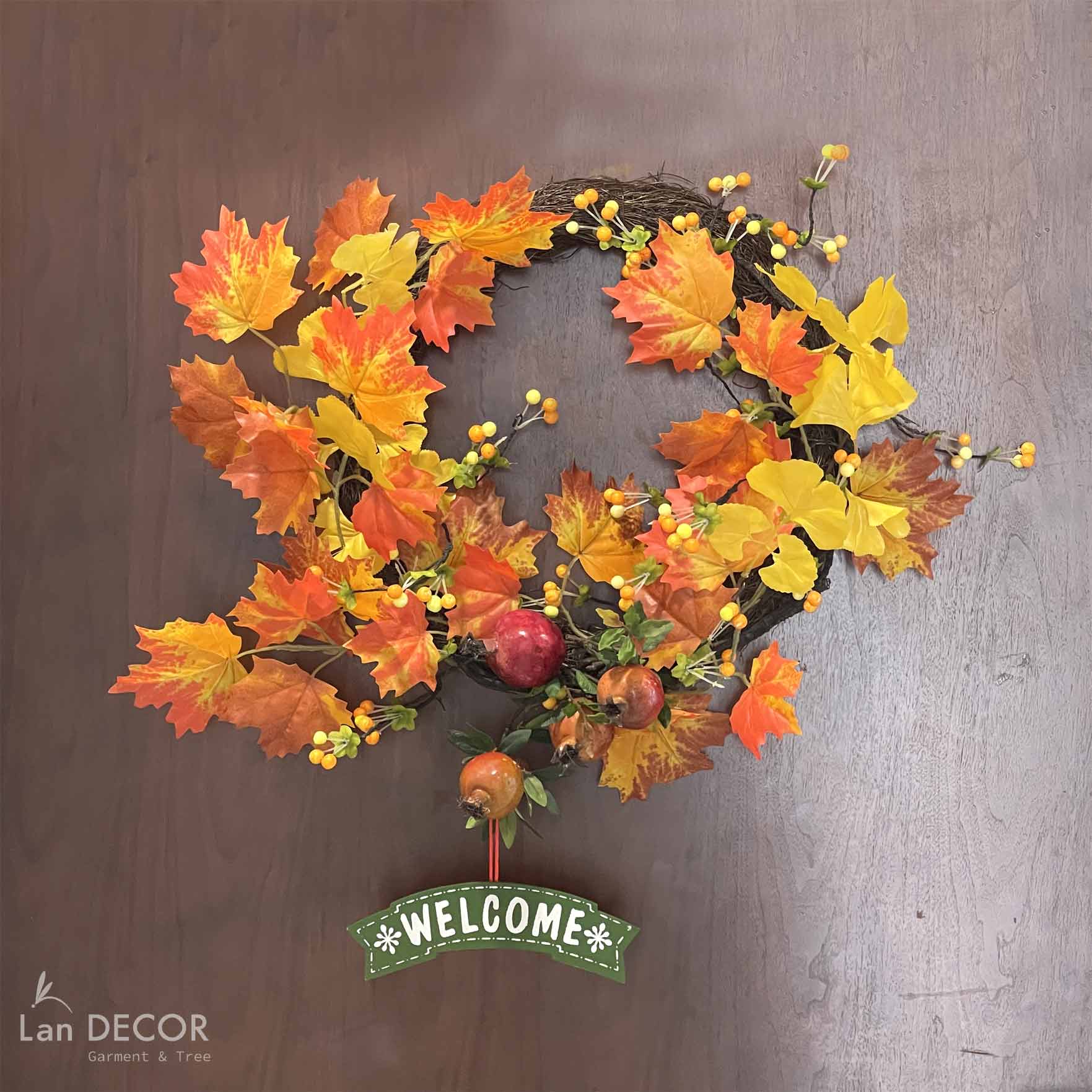 DECOR GIÁNG SINH VỚI VÒNG KẾT LÁ PHONG TREO CỬA PHÒNG ĐỘC ĐÁO (D= 50cm)- VH047