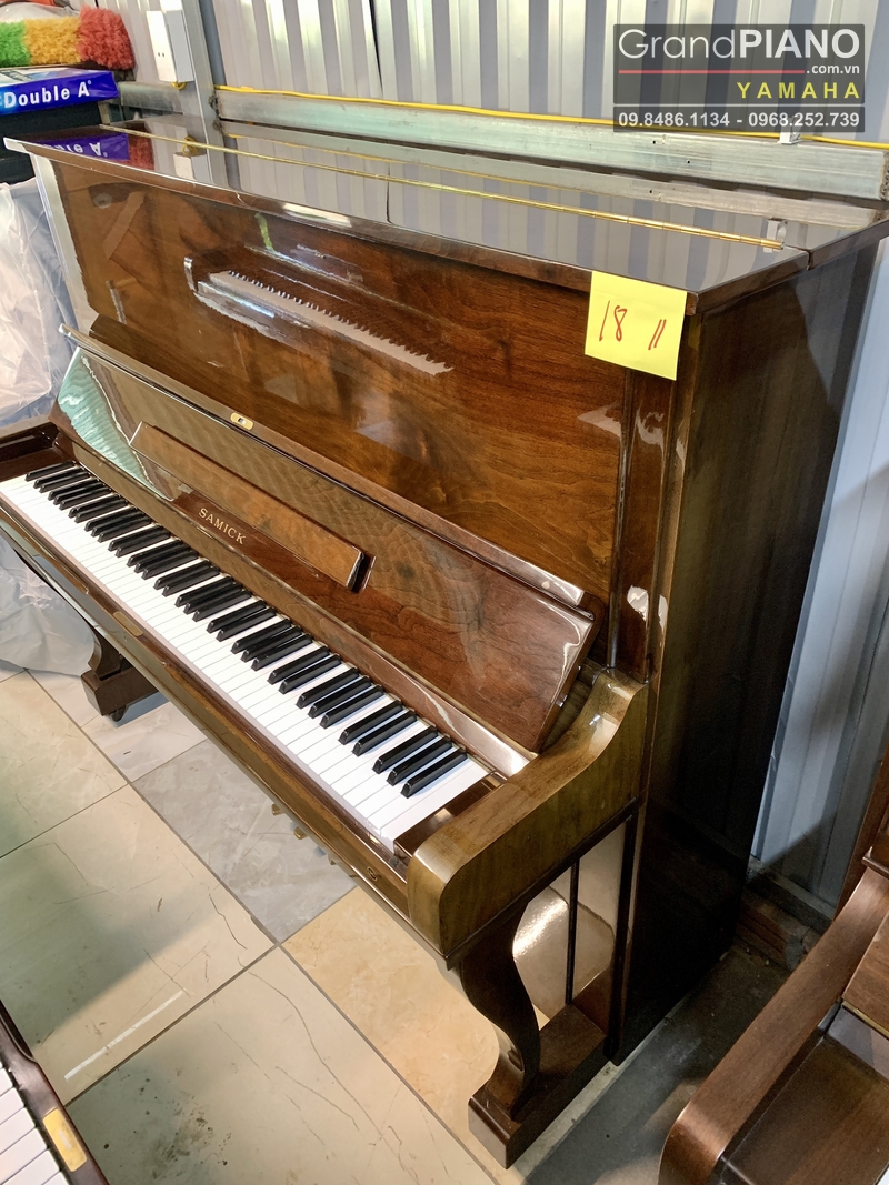 dan-piano-samick-9c-grand-piano-thoa-dam-me-bat-tan-cung-tieng-dan-piano