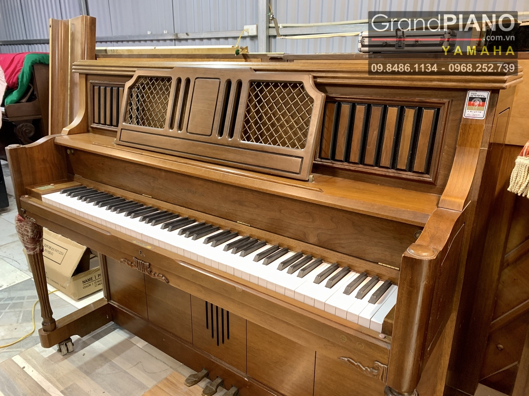 dan-piano-samick-su300ss-grand-piano-gia-ban-nhac-lon-cac-khoang-thoat-am-giup-c