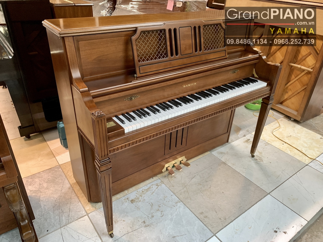 dan-piano-samick-sc118i-grand-piano-su-lua-chon-decor-cho-khong-gian-ngoi-nha-kh