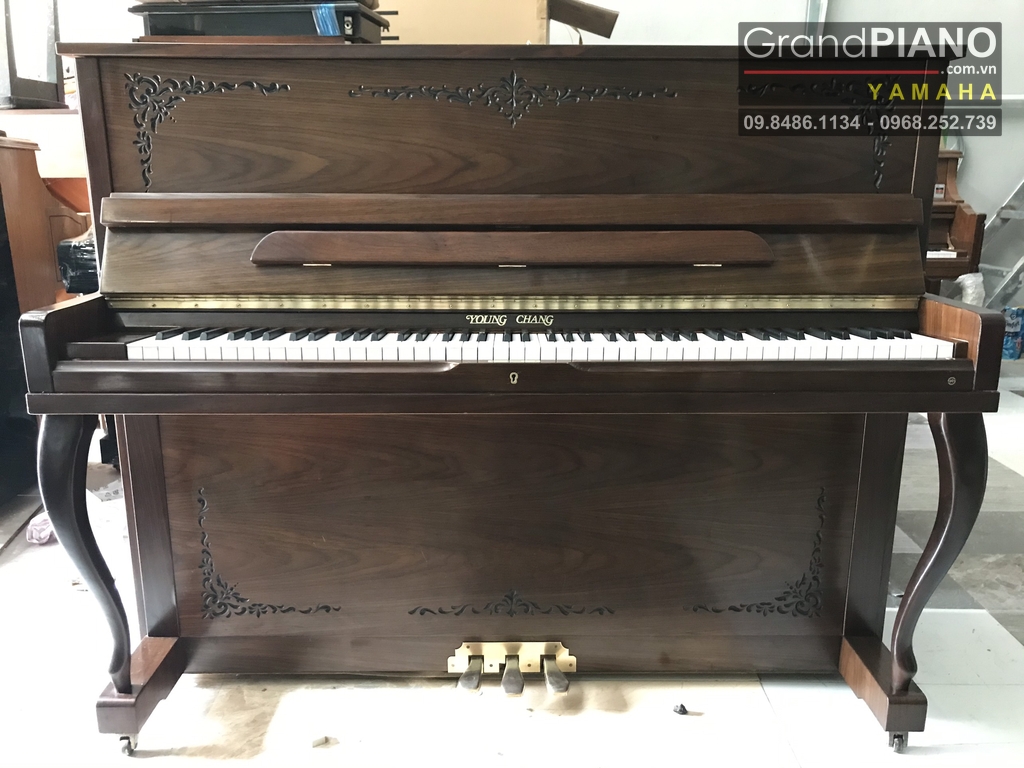 dan-piano-mau-go-tram-am-thanh-sac-net