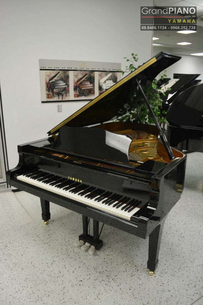 dan-piano-yamaha-c5-58210xx