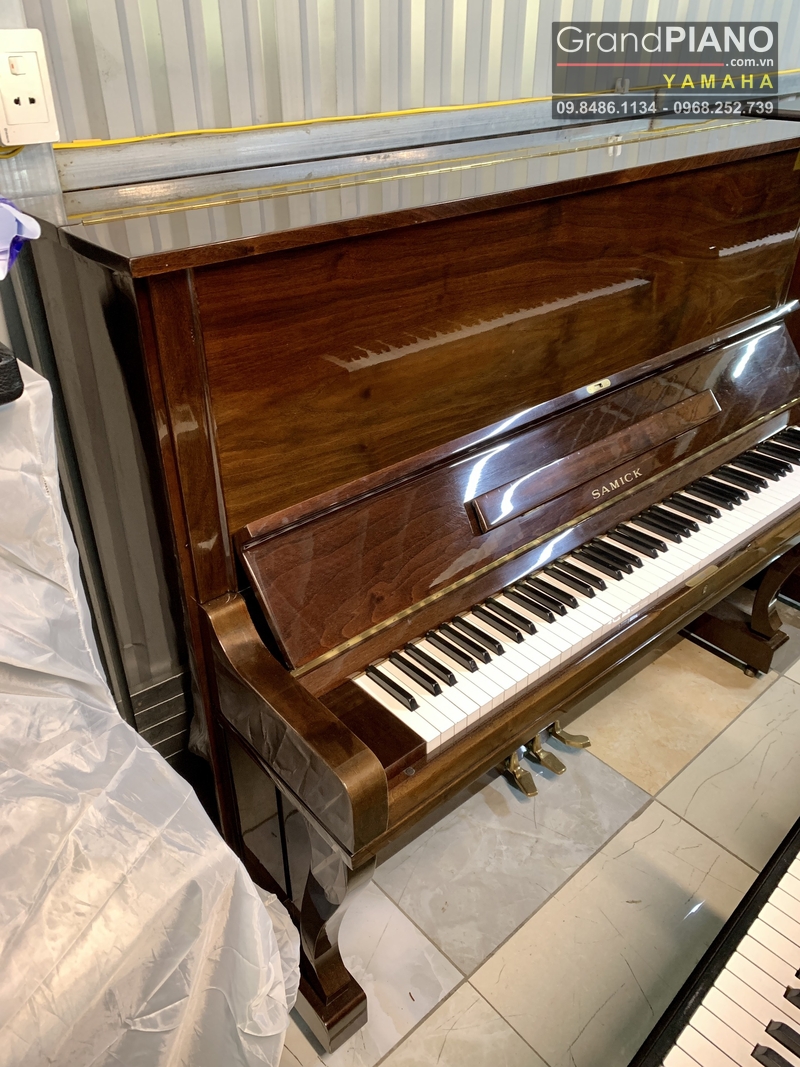 piano-samick-9c