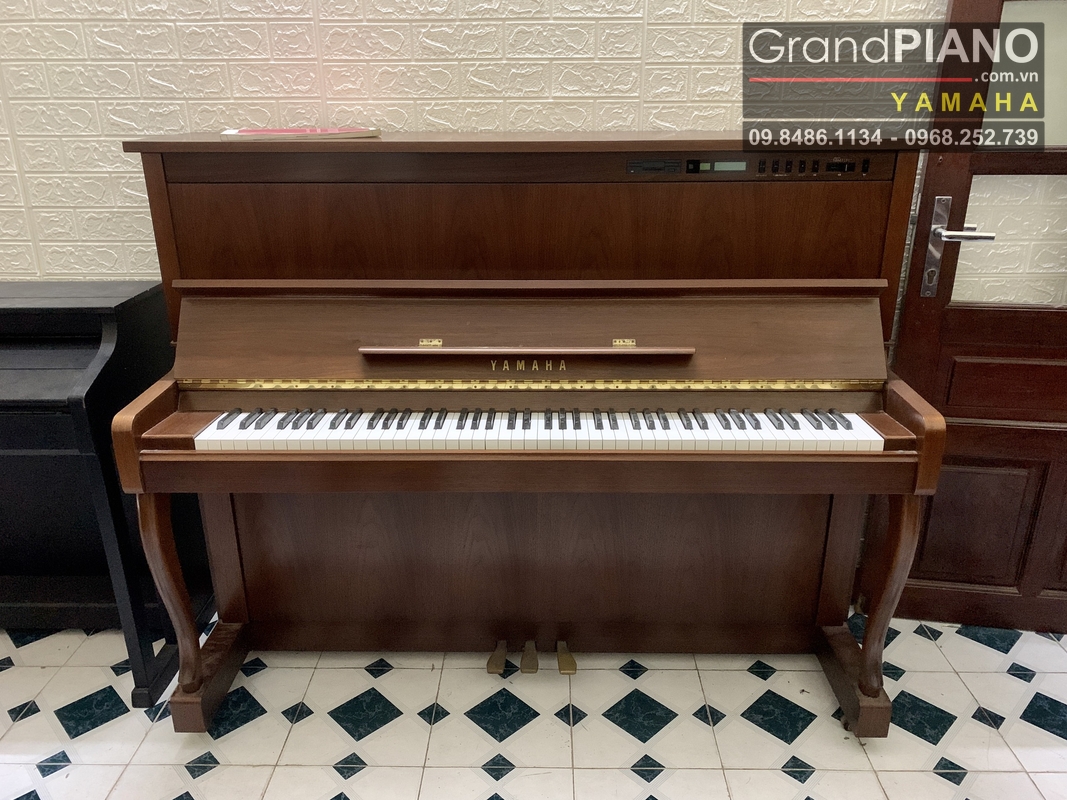 dan-piano-yamaha-sx101rwnc