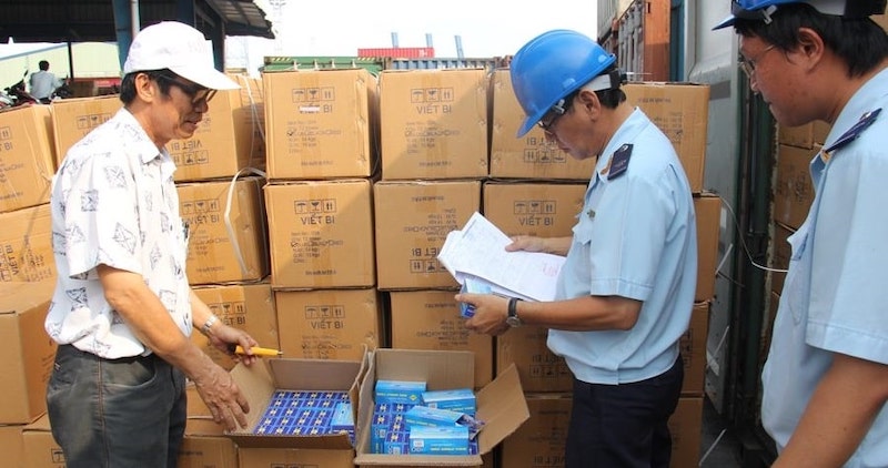 Những lưu ý về khi nhập khẩu hàng phi mậu dịch