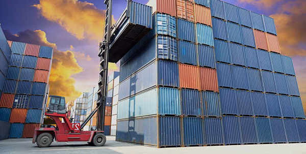 Vận chuyển hàng hóa bằng container giá rẻ - logistics đông dương