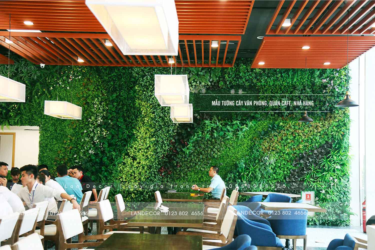 tường-cây-giả-trang-trí