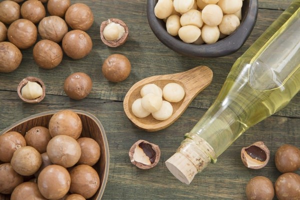 Mắt sáng khỏe cùng dầu hạt macadamia