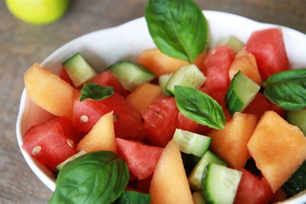 3 Công thức món Salad tăng cường sức khoẻ cho cả gia đình mẹ đã biết?