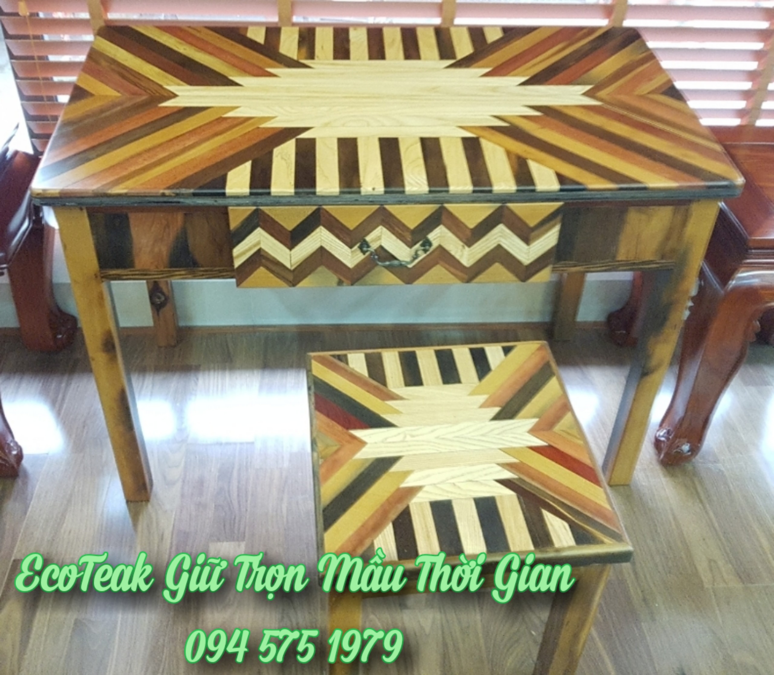 Bàn gỗ tàu biển