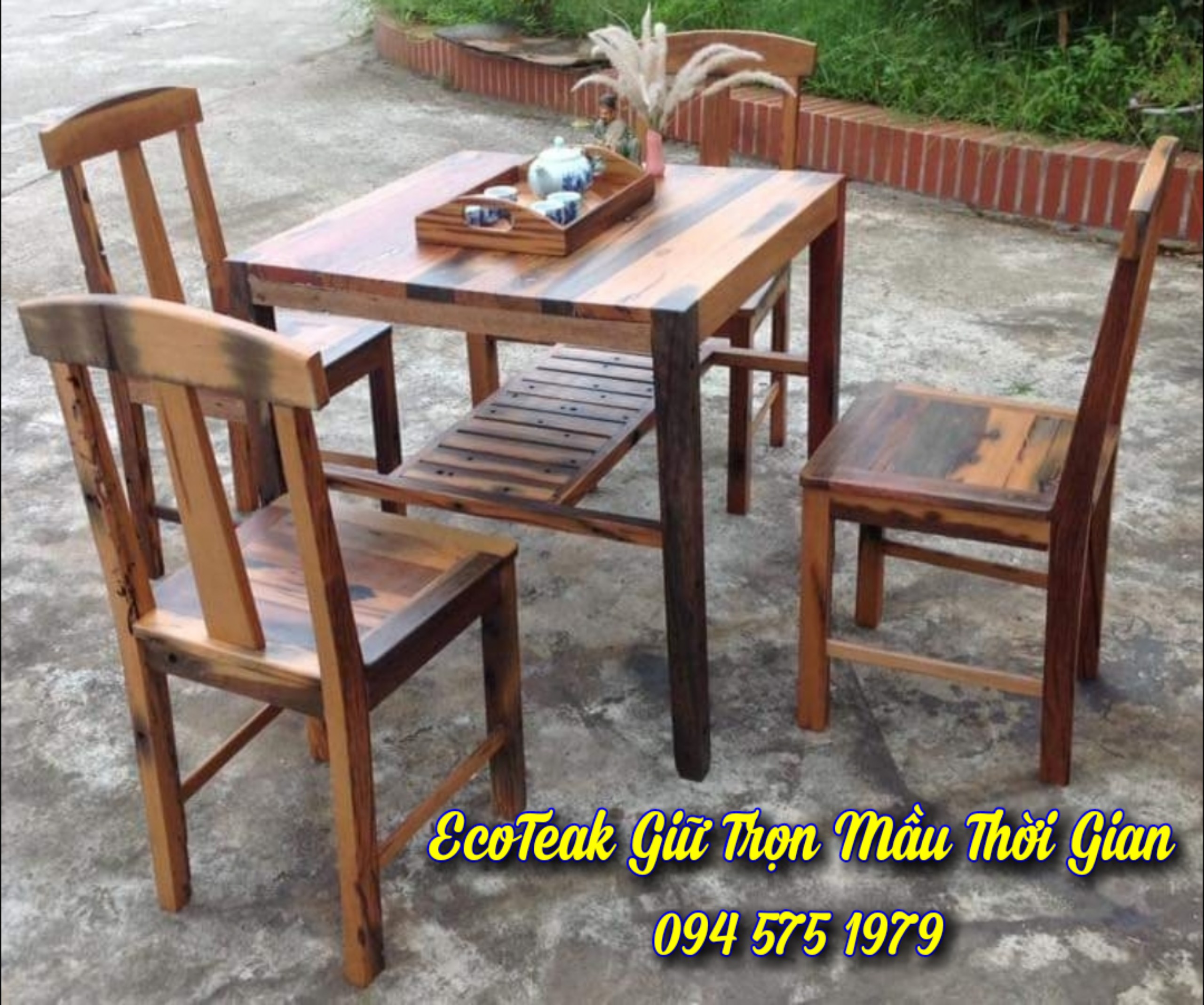 Bàn gỗ tàu biển