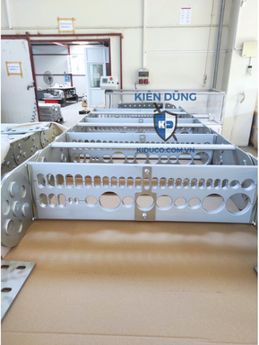 phần thân xích dẫn cáp thép của hãng CKS