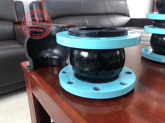 Khớp nối co giãn cao su mặt bích thép cacbon (Carbon Steel Flange Rubber Joint)