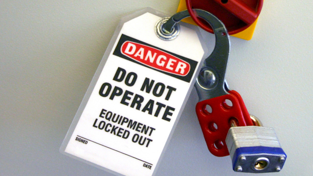Khi nào cần Lock out Tag out