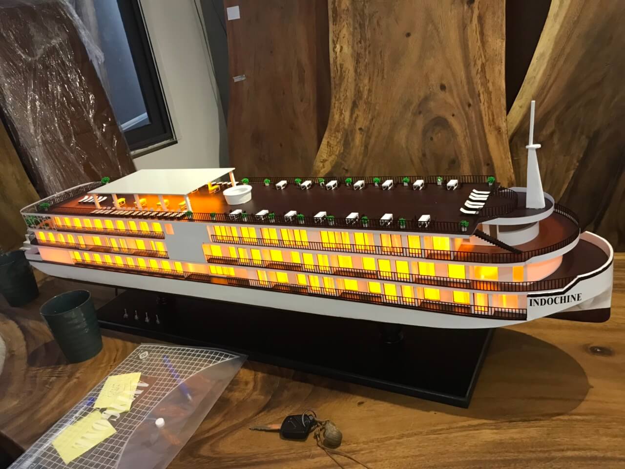 Mô hình du thuyền - du lịch Hạ Long