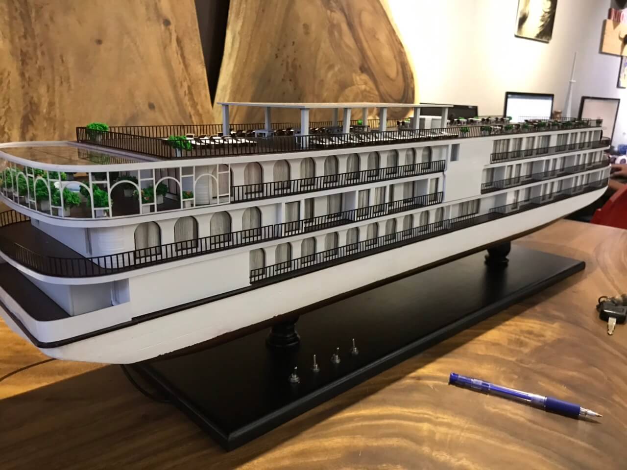 Mô hình du thuyền - du lịch Hạ Long