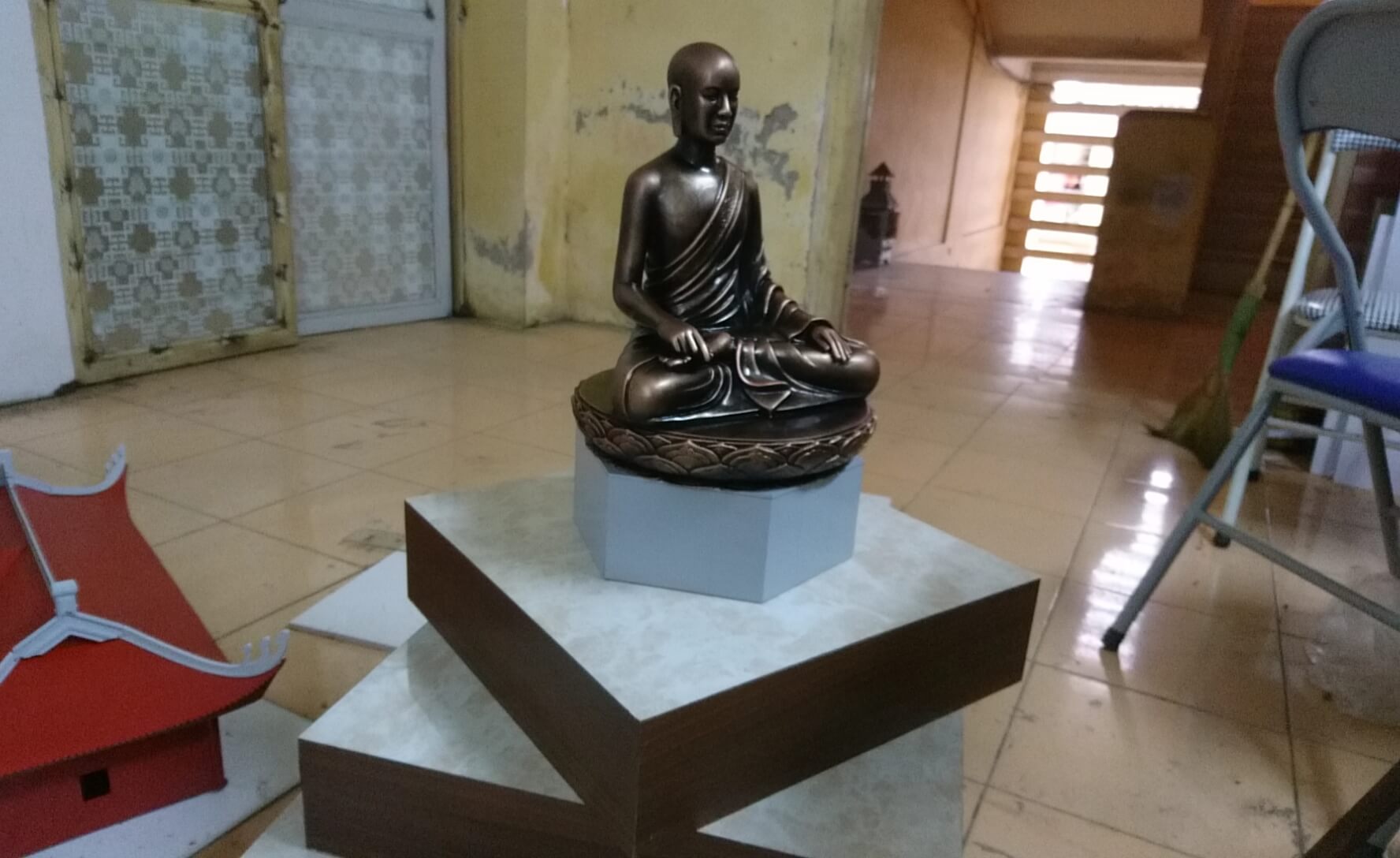 Mô hình chùa và tượng cho dự án hoa lập thể núi Yên Tử