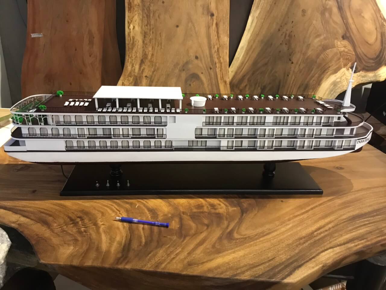 Mô hình du thuyền - du lịch Hạ Long