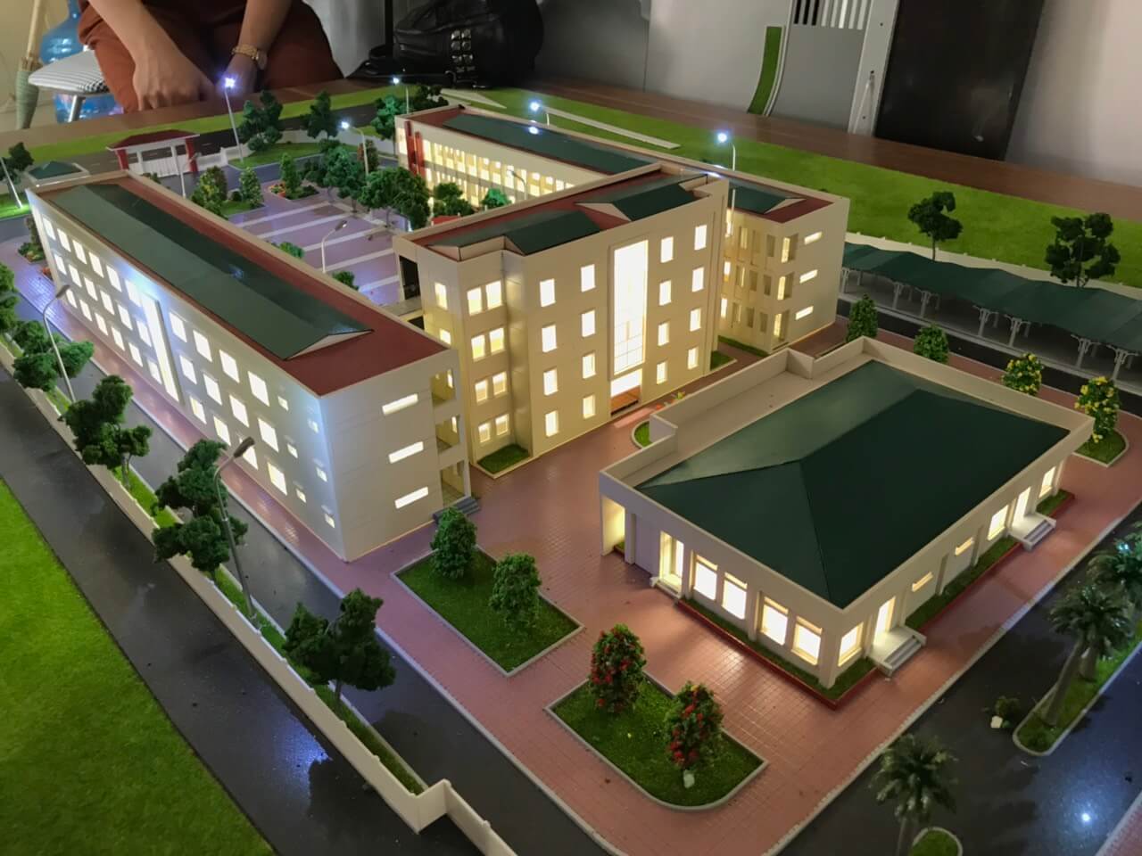 mo-hinh-truong-cap-hai