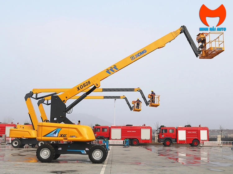 xe nâng người Boom Lift 28m XCMG XGS28