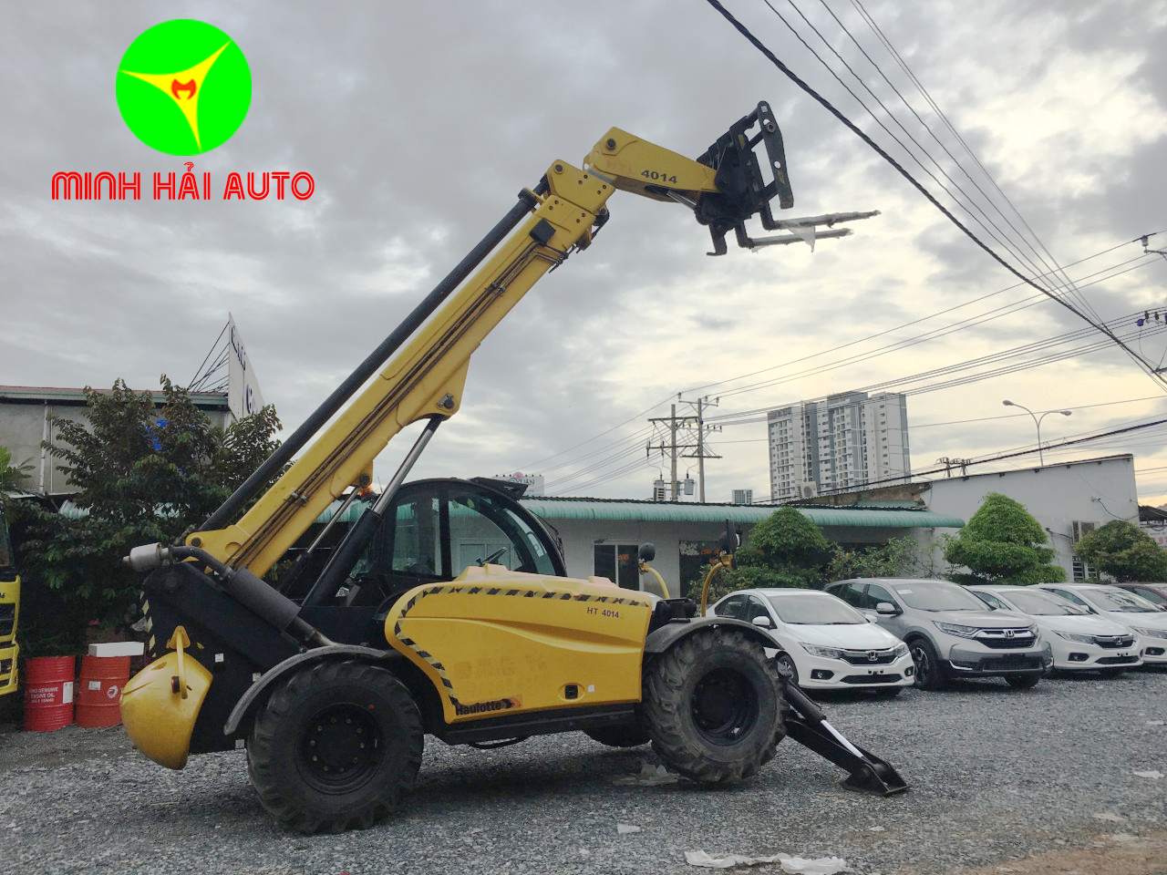 Xe nâng hàng đa năng Telehandlers 4 tấn Haulotte