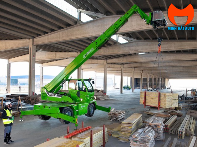 Xe nâng Telehandler 7 Tấn Merlo Roto 7024S - Xe nâng hàng 7 tấn ForkLift