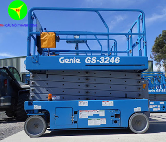 xe nâng người cắt kéo 12m genie