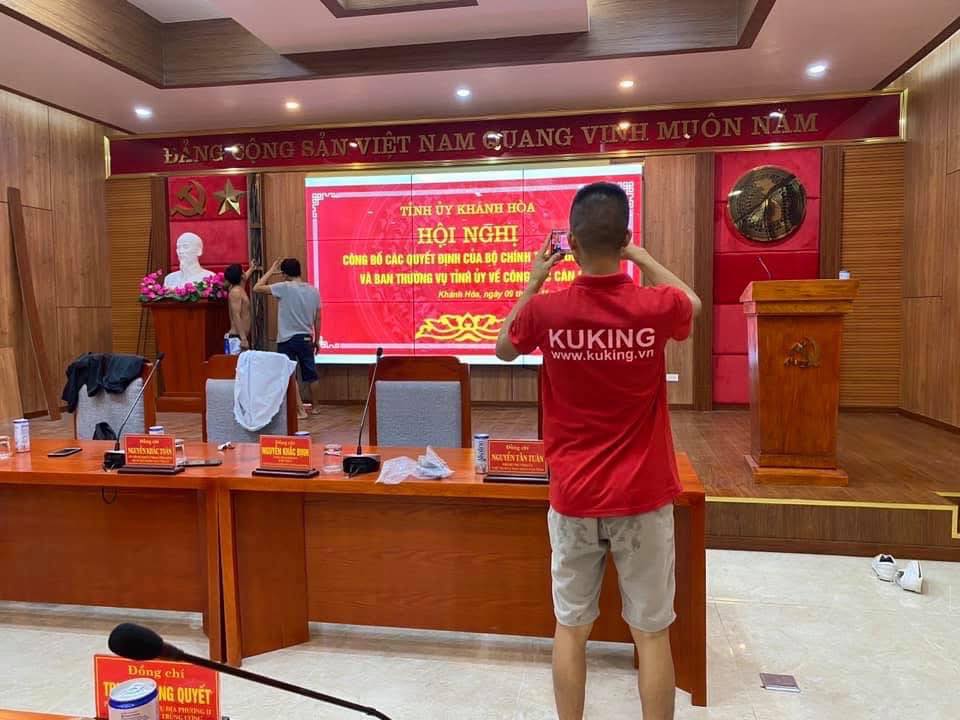 Màn hình ghép LCD cường lực KUKING - Giải pháp hiển thị quảng cáo chuyên nghiệp cho doanh nghiệp