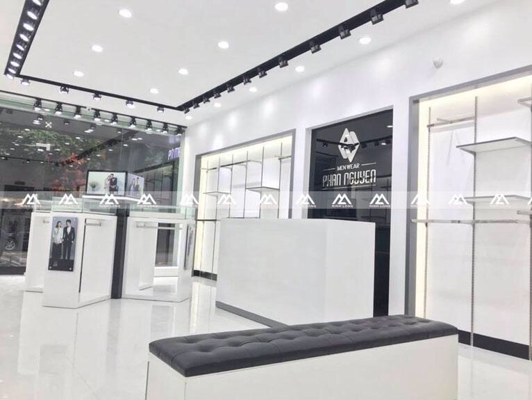 Gia công lắp đặt chuỗi showroom - Phan Nguyễn