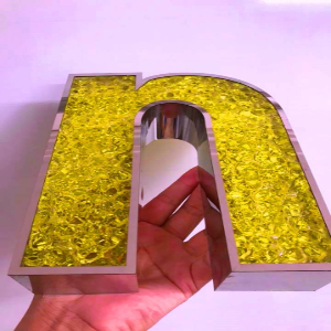 Chữ Inox mặt Acrylic giả đá màu vàng nắng