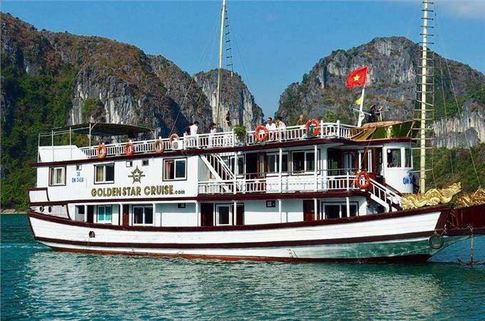 Du thuyền GOLDEN STAR