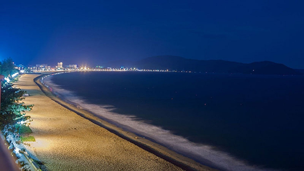 Chi phí du lịch Quy Nhơn 4 ngày 3 đêm| Kinh nghiệm du lịch Quy Nhơn Bai-bien-vang-trang-khuyen-quy-nhon