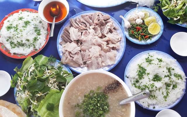 Kinh nghiệm du lịch Quy Nhơn từ A - Z Banh-hoi-chao-long