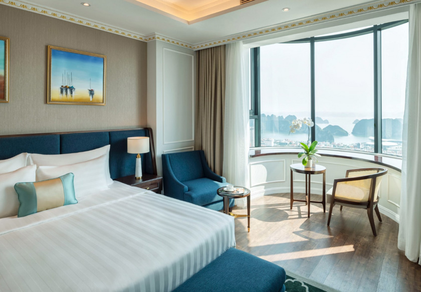 grand suite bay view khách sạn FLC Hạ Long