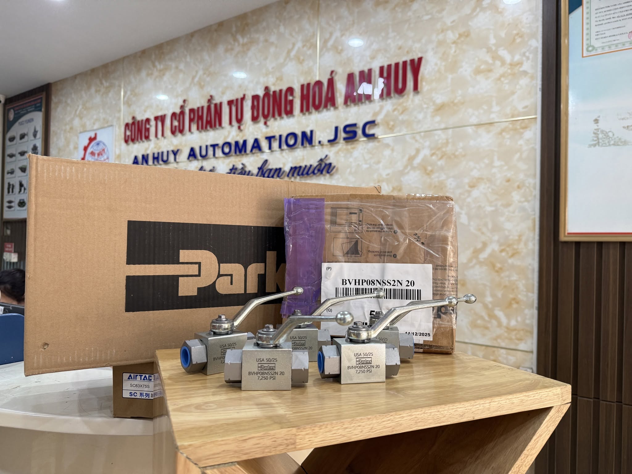 van-khoa-dau-parker-bvhp08nss2n20
