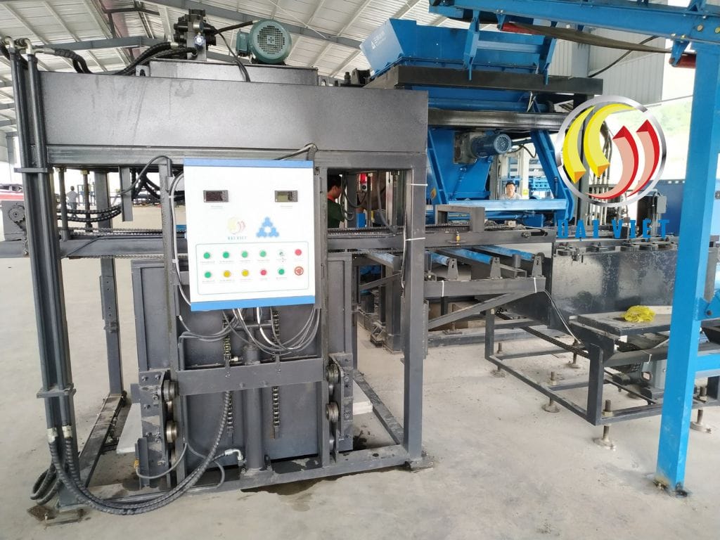 Cách vệ sinh máy ép gạch không nung sau mỗi ca làm