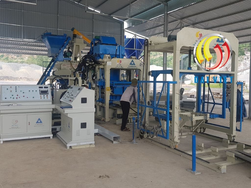 Máy ép gạch Đại Việt có tốt không, giá bao nhiêu?