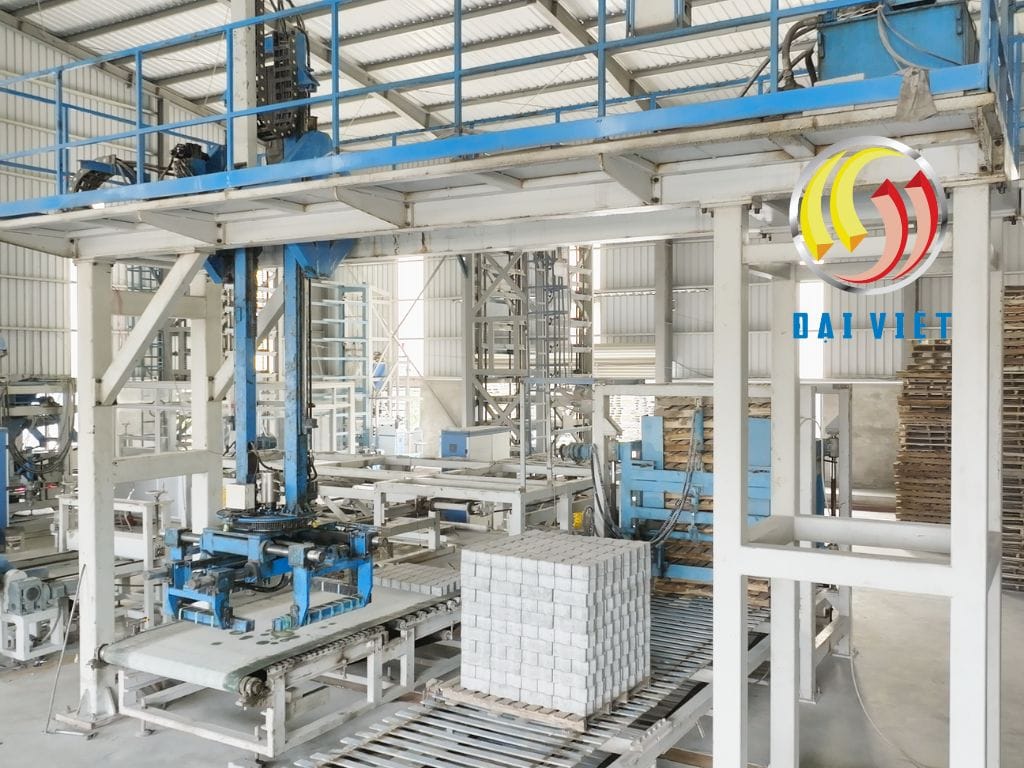 Giới thiệu: Máy gắp gạch tự động