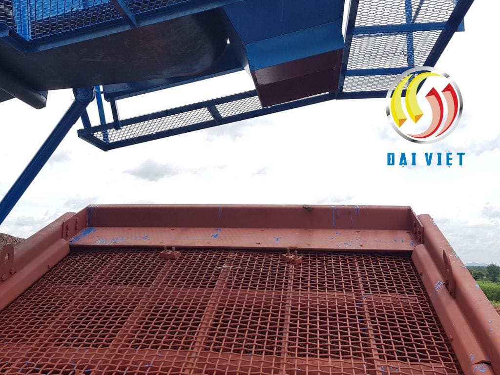 Tìm hiểu: Lưới sàng cát trong xây dựng