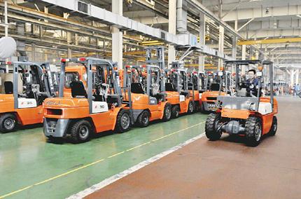 Thống kê tăng trưởng xe nâng hàng Trung Quốc Thống kê tăng trưởng xe nâng hàng Trung Quốc