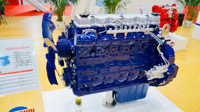 Động cơ QUANCHAI 6J1 được sản xuất trong nước giá rẻ