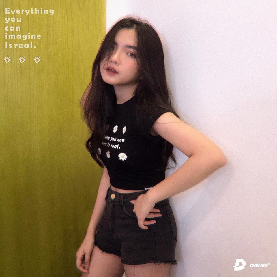 DSS Croptop Daisy-Black
