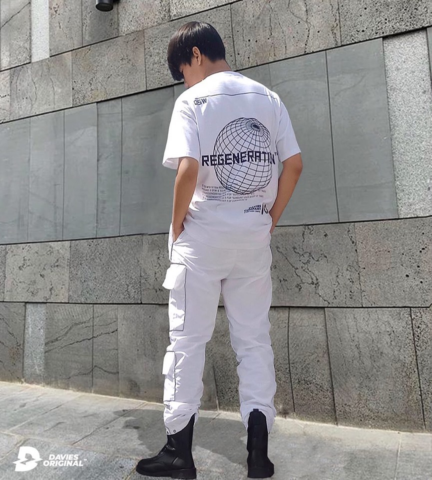 DSW Tee Earth Regeneration-White