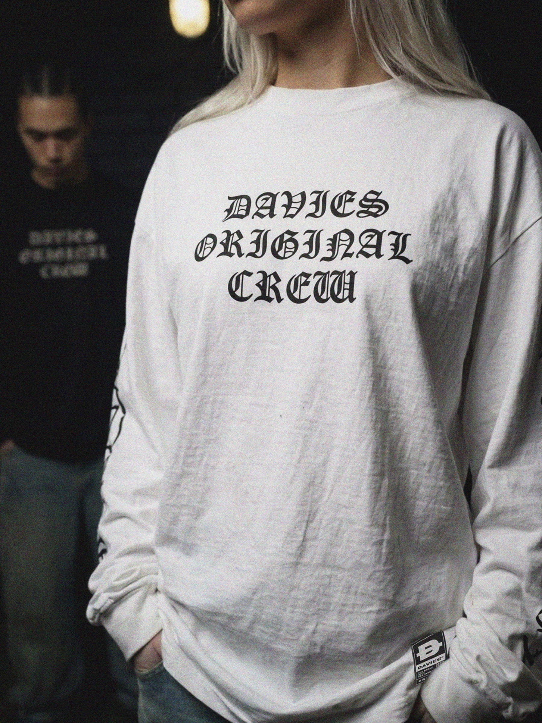 DSW Vesper Runes Regular Long Sleeve Tee - Trắng